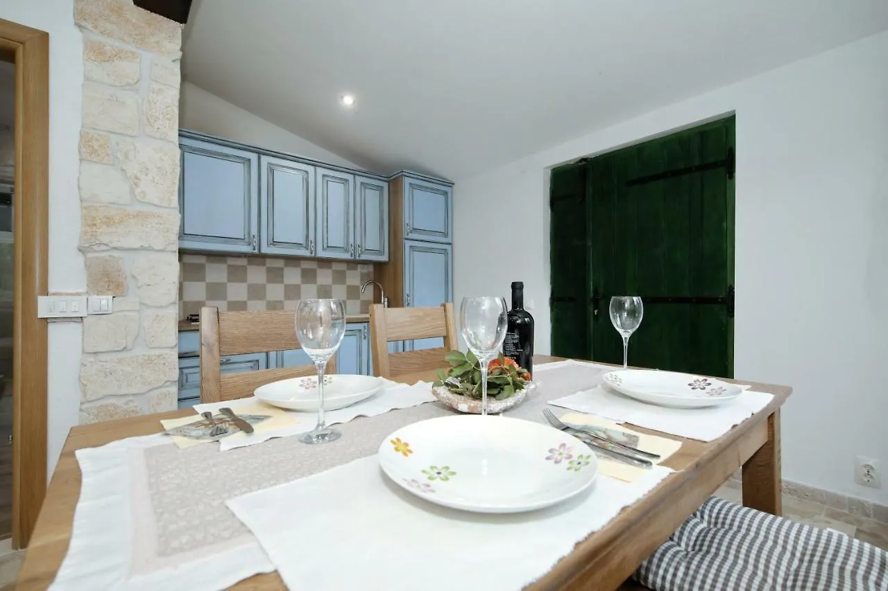 Holiday Home Petar Drage